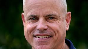 Who is Gerry Leonard, the Republican running in RI's special election