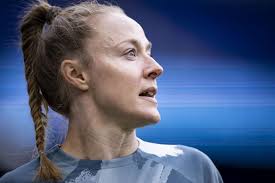 WATCH: Unusual scenes as ex-USWNT star Becky Sauerbrunn and Avery Patterson  stuck in elevator