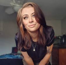 Marie Puma's Instagram, Twitter & Facebook