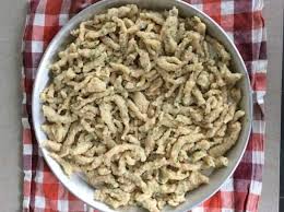 Schwabische Wurstspatzle Rezept In 2020 Spatzle Hauptgerichte Mit Fleisch Einfache Gerichte