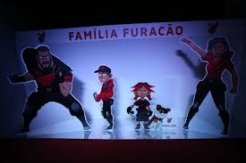 Em 2005, a roupagem do mascote foi repaginada. Atletico Pr Vira Athletico Muda O Escudo E Ganha Familia De Mascotes