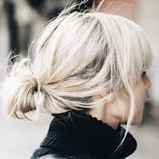 Gefallt 4 612 Mal 47 Kommentare Lisa Dengler Lisadengler Auf Instagram Messy Hair Don T Care Messy Hairstyles Short Hair Bun Hair Styles