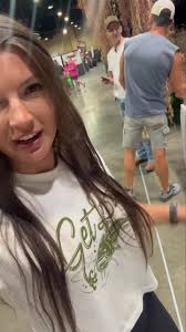 Meet Hannah Barron Outdoors at the World Deer Expo in Booth 5300