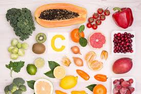 Alimentos ricos en vitamina C - Campos de Azahar - Cuidamos nuestros campos  para tener las mejores naranjas y mandarinas que hayas probado nunca. Hoy  en el campo, mañana en tu casa
