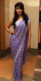 Hairstyles For Saree 20 Cute Hairstyles To Wear With Saree Indian Hairstyles For Saree Saree Hairstyles Bollywood Fashion