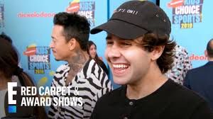 Follow me on instagram for a surprise! David Dobrik Is Terrified Of Green Slime At Nickelodeon Kcs 2019 E Red Carpet Award Shows Youtube