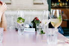 Maybe you would like to learn more about one of these? Corona Zwangsgeschlossene Restaurantterrassen Machen Keinen Sinn