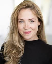 Eleanor Higgins's Instagram, Twitter & Facebook