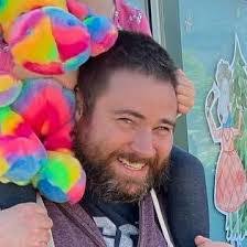 Alex Flister's Instagram, Twitter & Facebook