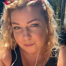 What if psychiatry has got it all wrong?' ‪A poem about the way we  pathologise women and girls subjected to male violence ‬ ‪Dr Jessica Taylor  ‬ ‪Spoken for A Disorder For‬