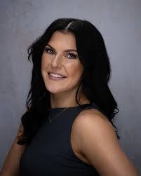 Gina Gale's Instagram, Twitter & Facebook