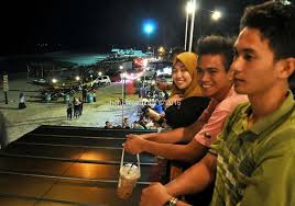 Bazar larut malam, pasar malam, uptown dan downtown di kl. Tempat Menarik Lepak Malam Di Shah Alam Soalan 65