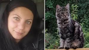 Sandra Ibrahims katt blev påkörd och lämnades att dö