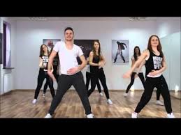 Access zumba® classes from instructors around the world. Zumba Obaldennaya Fitnes Programma Dlya Pohudeniya Youtube Zumba Workout Fun Workouts Zumba
