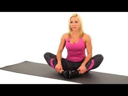 How to stretch your hip flexors: 12 Great Stretches For Tight Hip Flexors Fitbodyhq