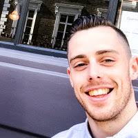 A list of who GMA Creative Firm is following