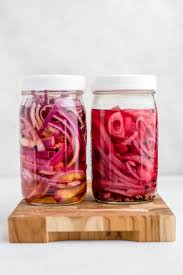 Add the pickling spices and pour in the malt. Quick Pickled Red Onions Recipe 10 Minutes 4 Ingredients From My Bowl