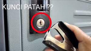 Cara ampuh & aman untuk mengeluarkan kotoran setelah keguguran. Cara Mengeluarkan Kunci Patah Youtube