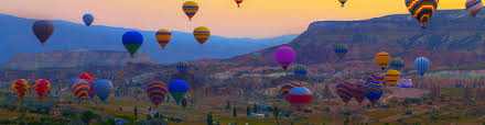 Luxus színvonalú hotel midyat területén, ahol szabadtéri medence és medence melletti bár áll rendelkezésre. Goreme Student Resorts Hostelek Com