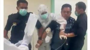 Semoga tidak terjadi apa2 ketika sesudah gempa dan tidak terjadi gempa susulan. Petugas Gunakan Alat Listrik Tenangkan Pasien Covid 19 Mengamuk Di Rsud Pasar Minggu Tribun Jakarta