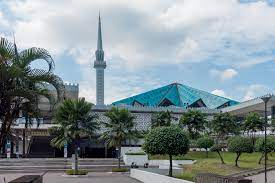 The national mosque of malaysia is located at kuala lumpur. National Mosque Of Malaysia Icon Of Malaysia S History And Culture
