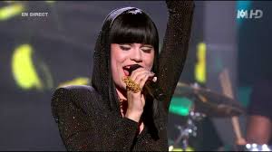 Watch the video, listen to the song, and complete the. Jessie J Price Tag Ft B O B Live Rare X Factor In France Youtube