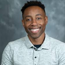 Derrick Battle's Instagram, Twitter & Facebook