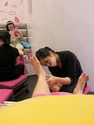The nail parlour is located in tualatin city of oregon state. Pedicure The Nail Parlour Paradigm Mall 17chipmunks