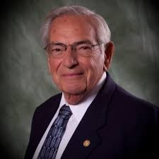 Global traveler Spring, 89, approached life as an opportunity