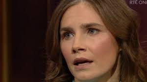 Amanda Knox sings an Irish rebel song