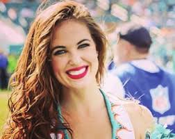 Cheerleader gives up NFL for her faith