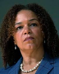 Chicago mayor names new school board