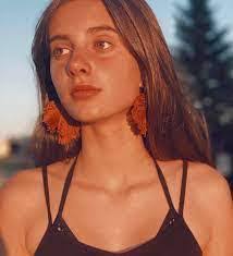 Layla Beebe's Instagram, Twitter & Facebook