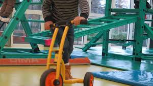 D'autres allocataires caf pourraient aussi bénéficier, partiellement, du coup de pouce, à commencer par les jeunes allocataires des aides au logement ainsi que les étudiants boursiers. Dans L Indre Le Profil Du Public De La Caf Evolue