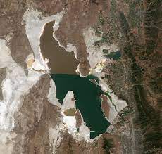 Dead sea, which lies between jordan and israel, is lowest lake in world. Great Salt Lake Wikipedia