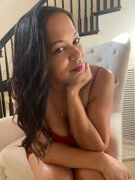 Everyone let's wish our beautiful Sister Georgia Lynn Stevenson-Astorga a  happy bday