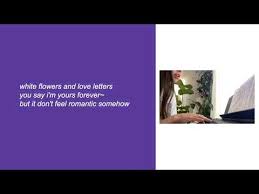 I got my driver's license last week just like we always talked about 'cause you were so excited for me to finally drive up to your house but today i drove through the suburbs crying 'cause you weren't around. White Flowers Olivia Rodrigo Letras Com