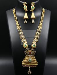 Pin By Radhika On Long Necklaces Gold Jewellery Design Necklaces Gold Fashion Necklace Bridal Gold Jewellery