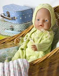 Babystrikkekits gør det bare endnu nemmere at vælge model og farver. Gront Strik Til Babyborn Babystrikning Baby Dukke Dukketoj