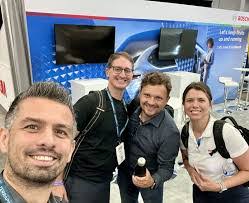 Mark Pavlovics's Instagram, Twitter & Facebook