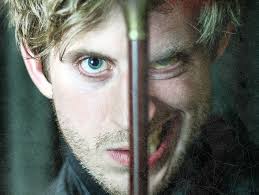 Lawful good warlock with chaotic evil patron god