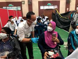 Seorang warganegara singapura antara yang dituduh di mahkamah sesyen johor bahru atas dakwaan melupuskan sisa kimia secara haram di sungai kim kim pasir gudang. Contamination Case Critical All 34 Schools In Pasir Gudang Ordered Closed The Malaysian Reserve