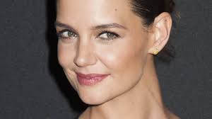 Kateina 'nemoguća misija': Taji da je u vezi jer se boji Cruisea