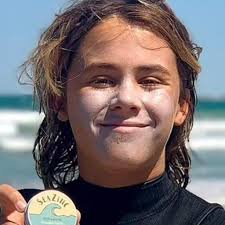 Tributes for teen killed by shark