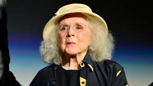 Piper Laurie, Carrie And Twin Peaks Actor, Dead At 91