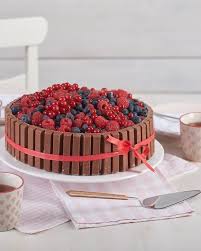 Yogurette Kuchen Rezept Von Backen De Rezept Kitkat Kuchen Rezept Beerentorte Beeren Torte