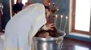 Sfinţii împăraţi, constantin şi mama sa, elena, erau de neam roman. Bebelus Resuscitat In BisericÄƒ DupÄƒ Ce A Fost Scufundat De Preot In CristelniÅ£Äƒ In Suceava