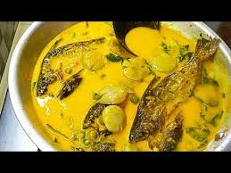 Masakan berkuah dari gulai ini berwarna kuning berbumbu rempah dan. Buktikan Resep Keluarga Gulai Jengkol Daun Singkong Ikan Salai Youtube
