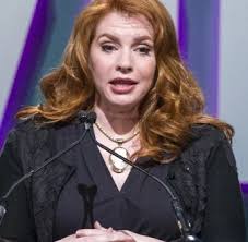 Stephenie Meyer