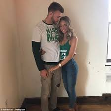 Dre's daughter truly young is not happy with 50 cent, who recently commented on dre's increasingly complicated divorce from nicole young. Eminem S Daughter Hailie Scott Stuns In Latest Instagram Daily Mail Online